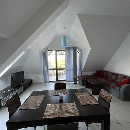 Stunning 2-Bed Apartment In Sea Resort Varna Saints Constantine and Helena Exteriör bild