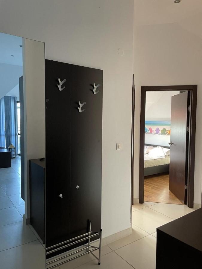 Stunning 2-Bed Apartment In Sea Resort Varna Saints Constantine and Helena Exteriör bild